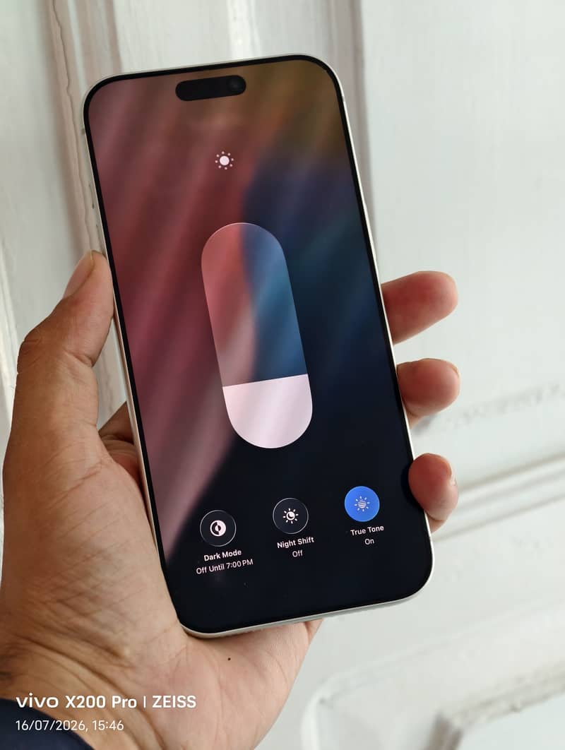 Apple iPhone 17 Pro Max 1