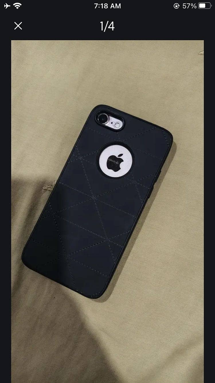 Apple iPhone 7 0