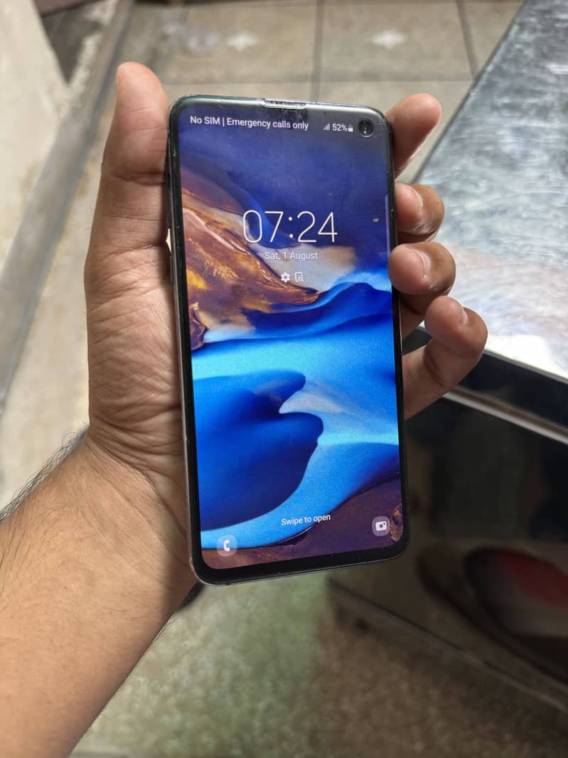 Samsung s10 e 1
