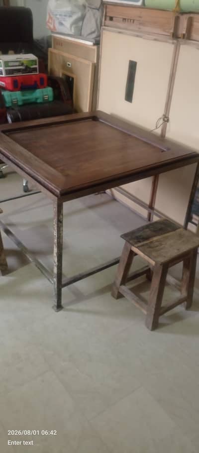 Carrom Board Wooden Professional with Stand and Stools