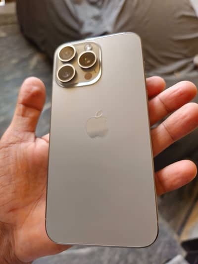 Apple iPhone 15 Pro Max jv 256 BH 97 Sale only