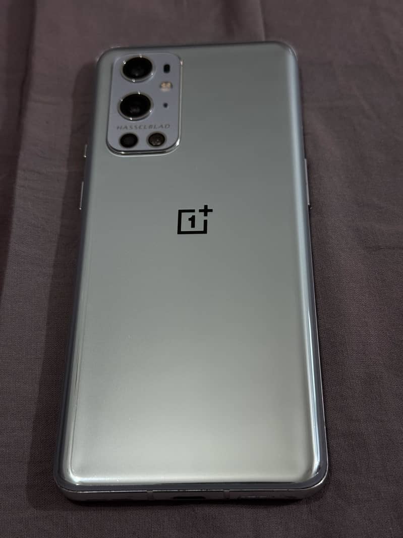 One Plus 9 Pro 7