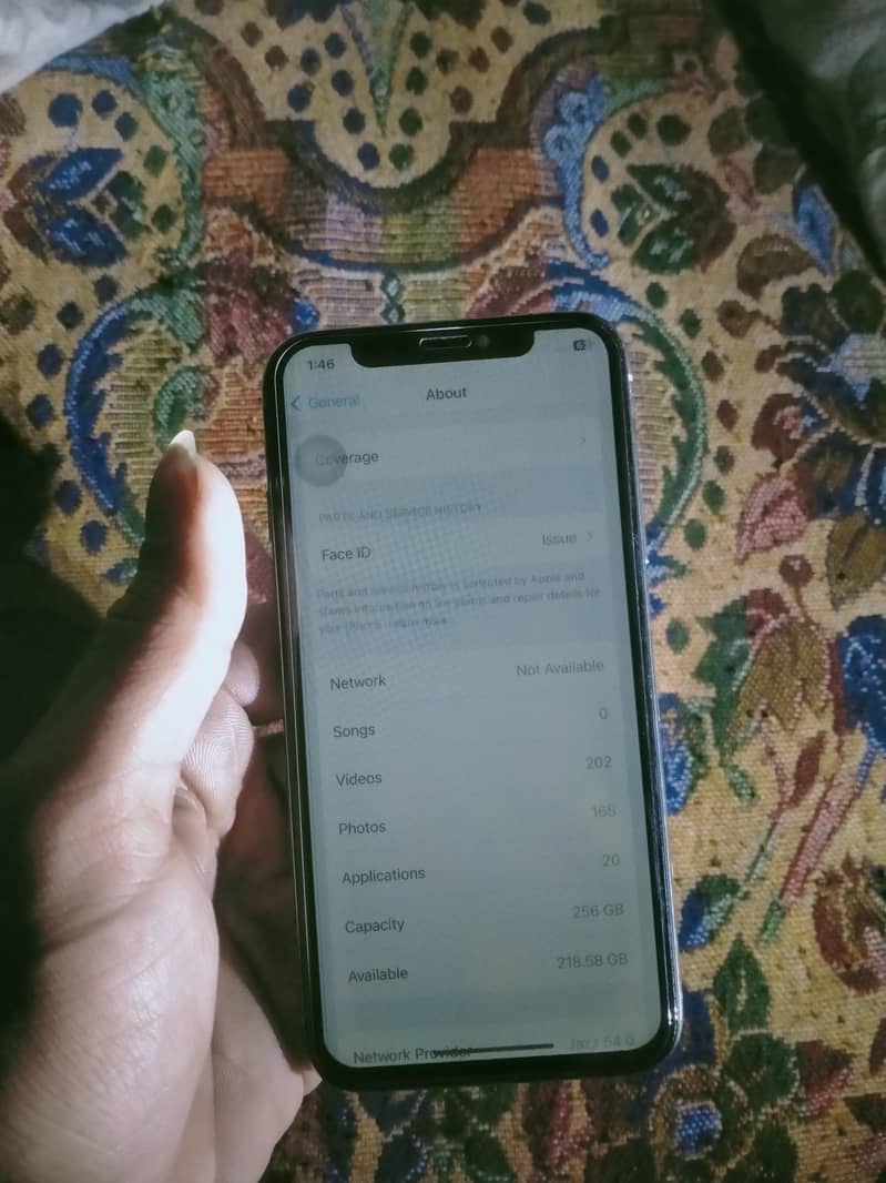Apple iPhone X 3