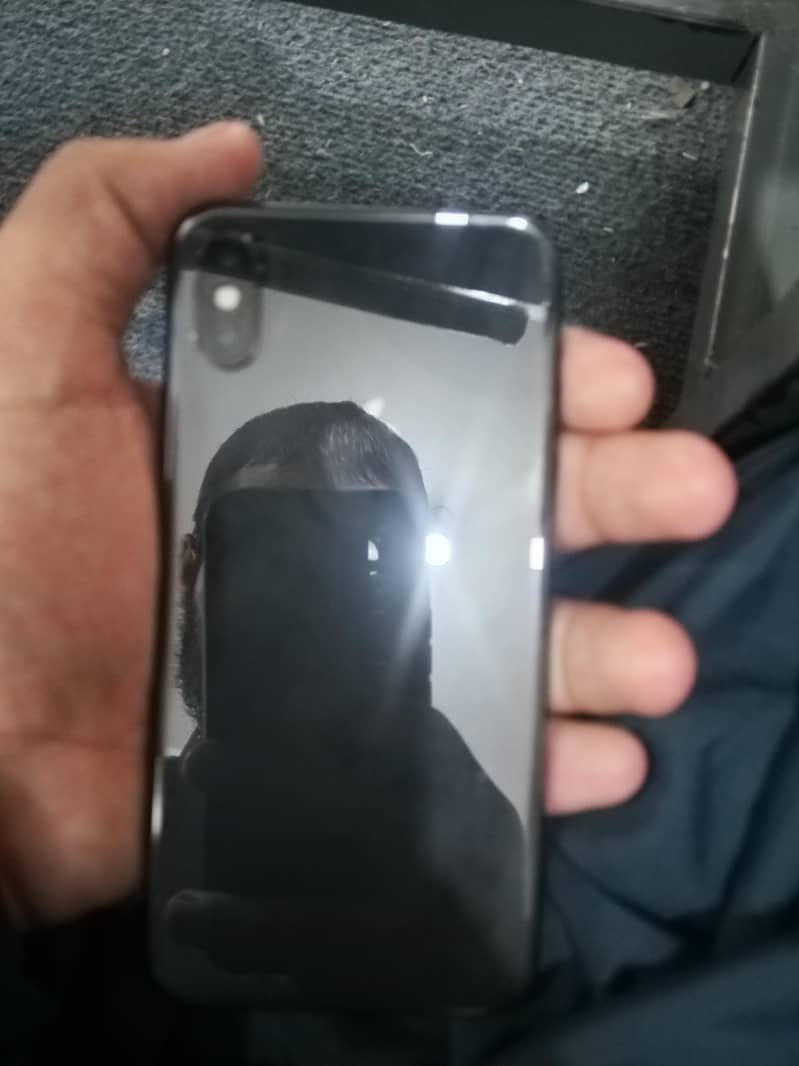 Apple iPhone X 1