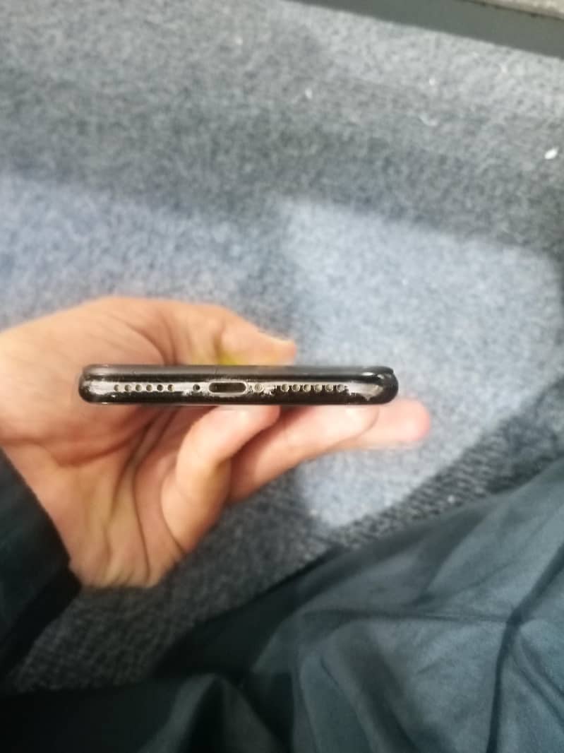 Apple iPhone X 2