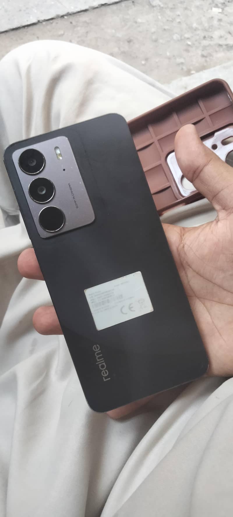 Realme C75 1