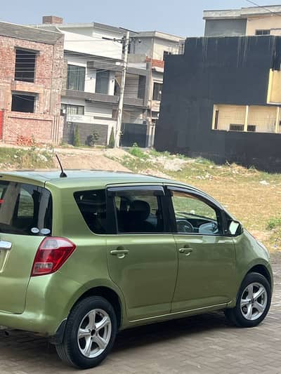 Toyata Ractis 1.3 urgent sale