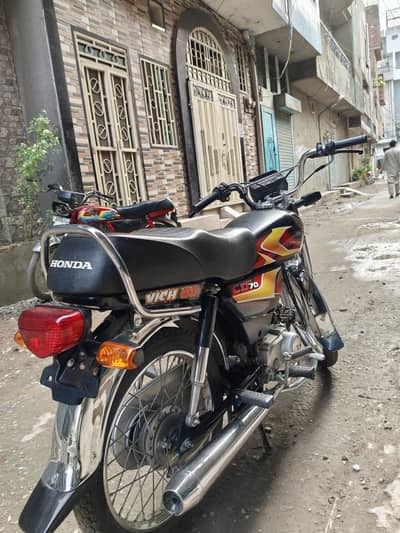 CD 70 2026 model black for sale