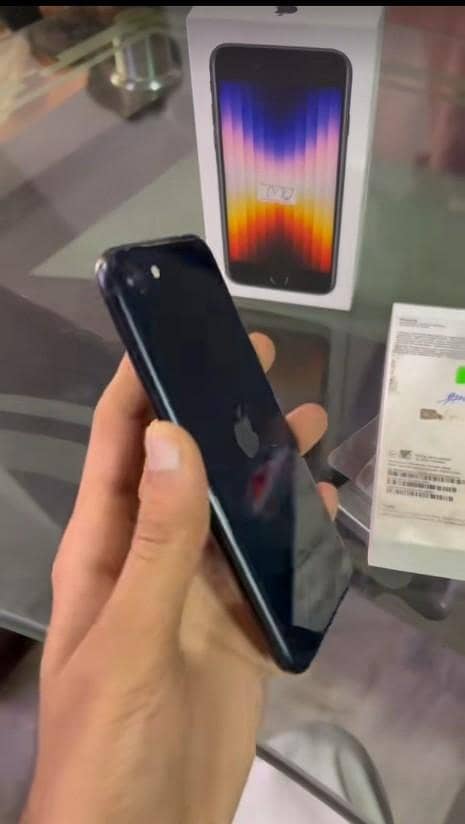 iPhone 3 3