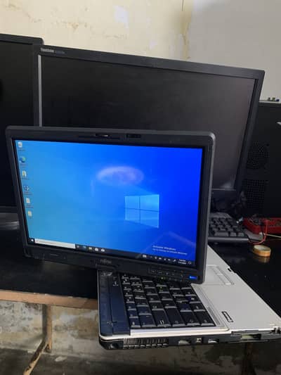 laptop 8gb ram 250gb hard touch screen