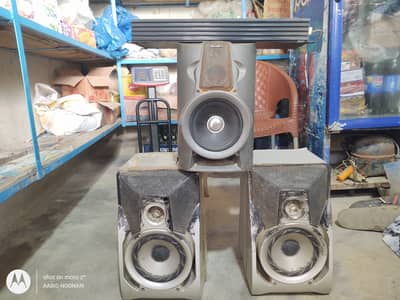 Sony Speakers (3) + 10" MS Woofer + Mega Sound MS-2004 Amplifier – Co