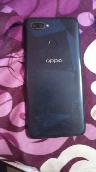 OPPO A12
