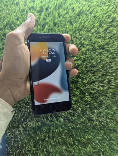 Apple iPhone 7 pta aproved 128 gb