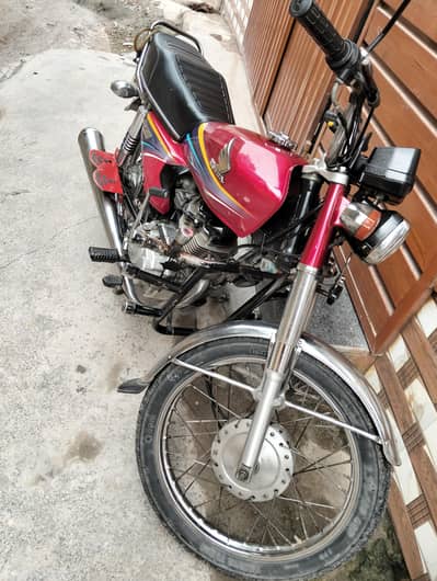 Honda CG 125 Red color 2011 model