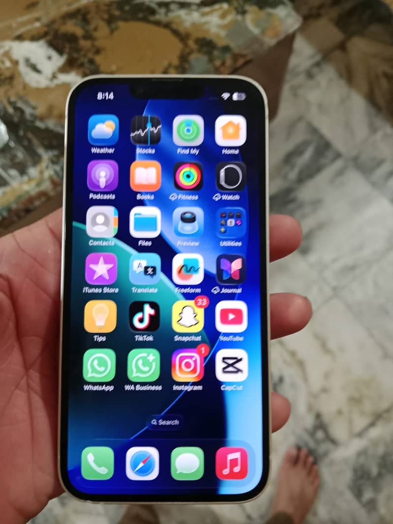 Apple iPhone 14 3