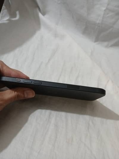 Apple iPhone 15 plus