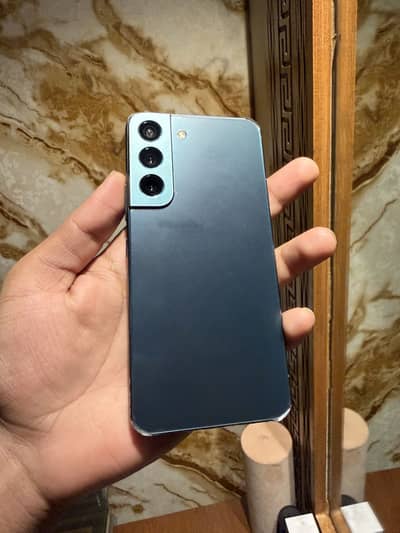 Samsung Mobile S22