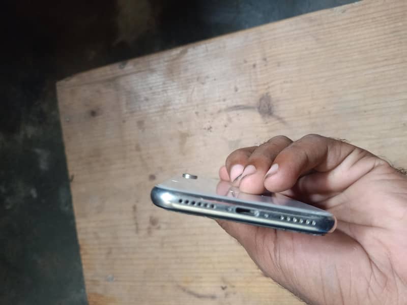 Apple iPhone X 2