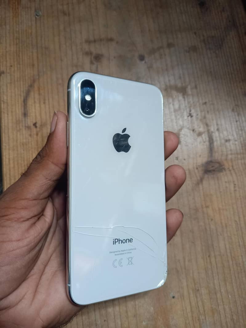 Apple iPhone X 3