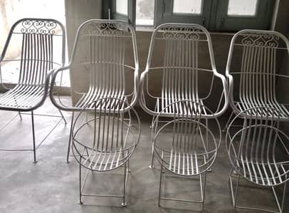 Garden sitting chairs