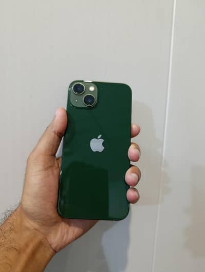 Apple iPhone 13