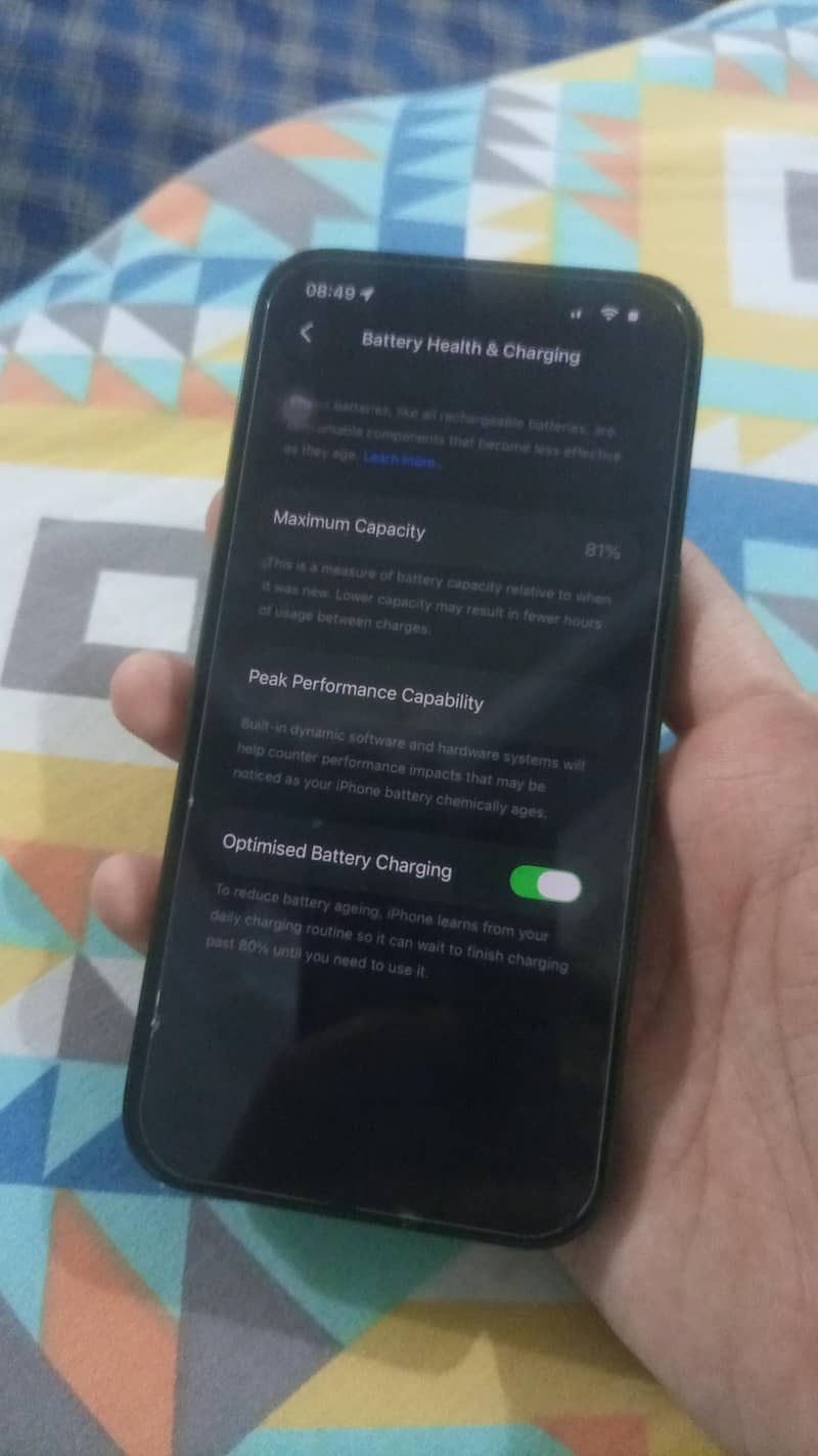 Apple iPhone 13 4