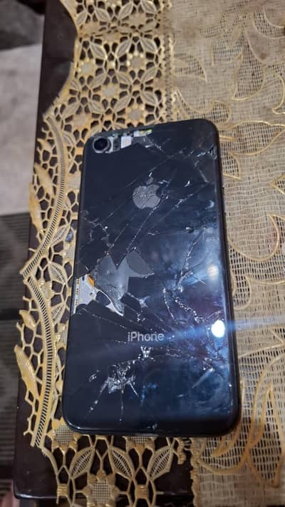 Apple iPhone 8
