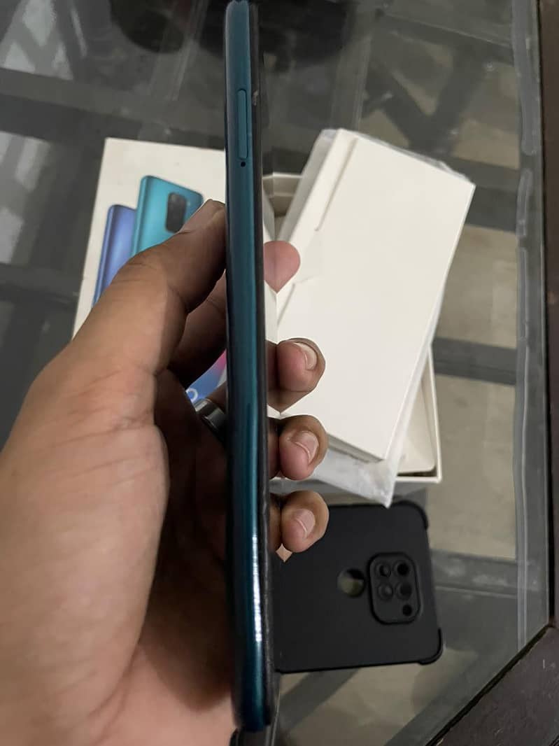 Redmi Note 9 4