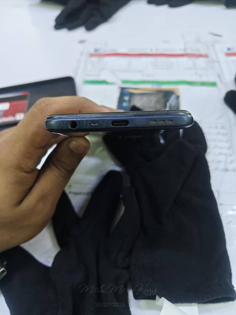 OPPO A54 4