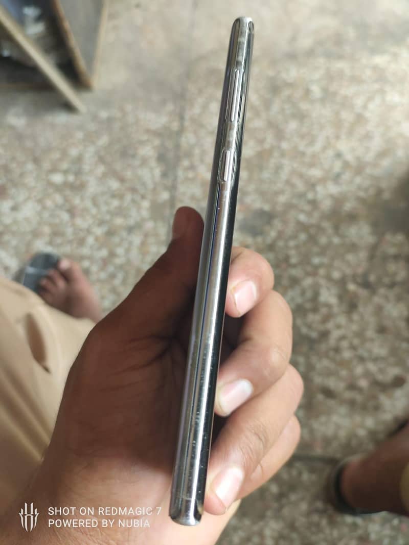 Samsung Mobile Note 10 6