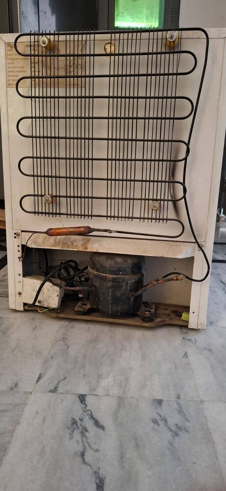 mini fridge 1