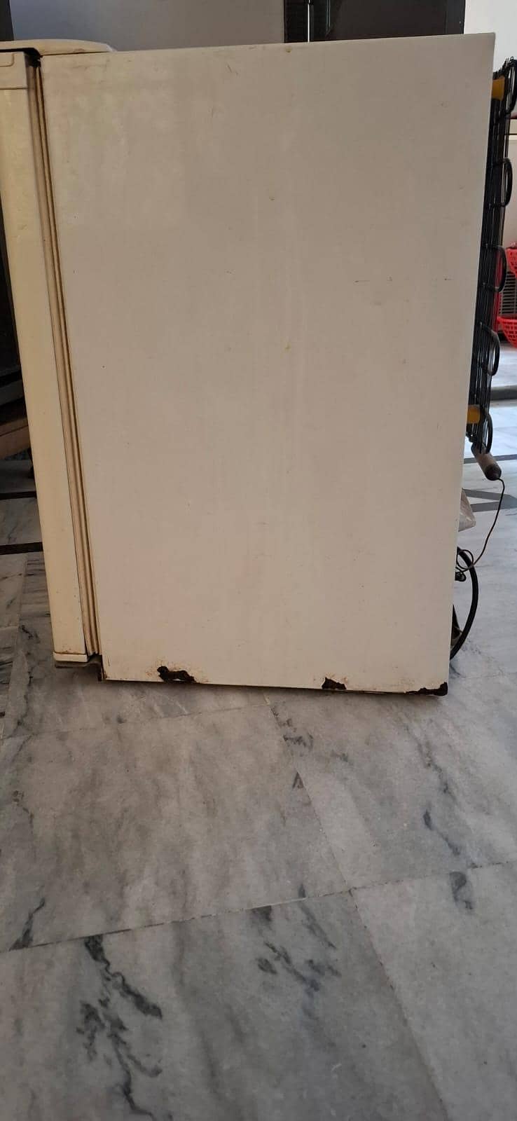 mini fridge 6