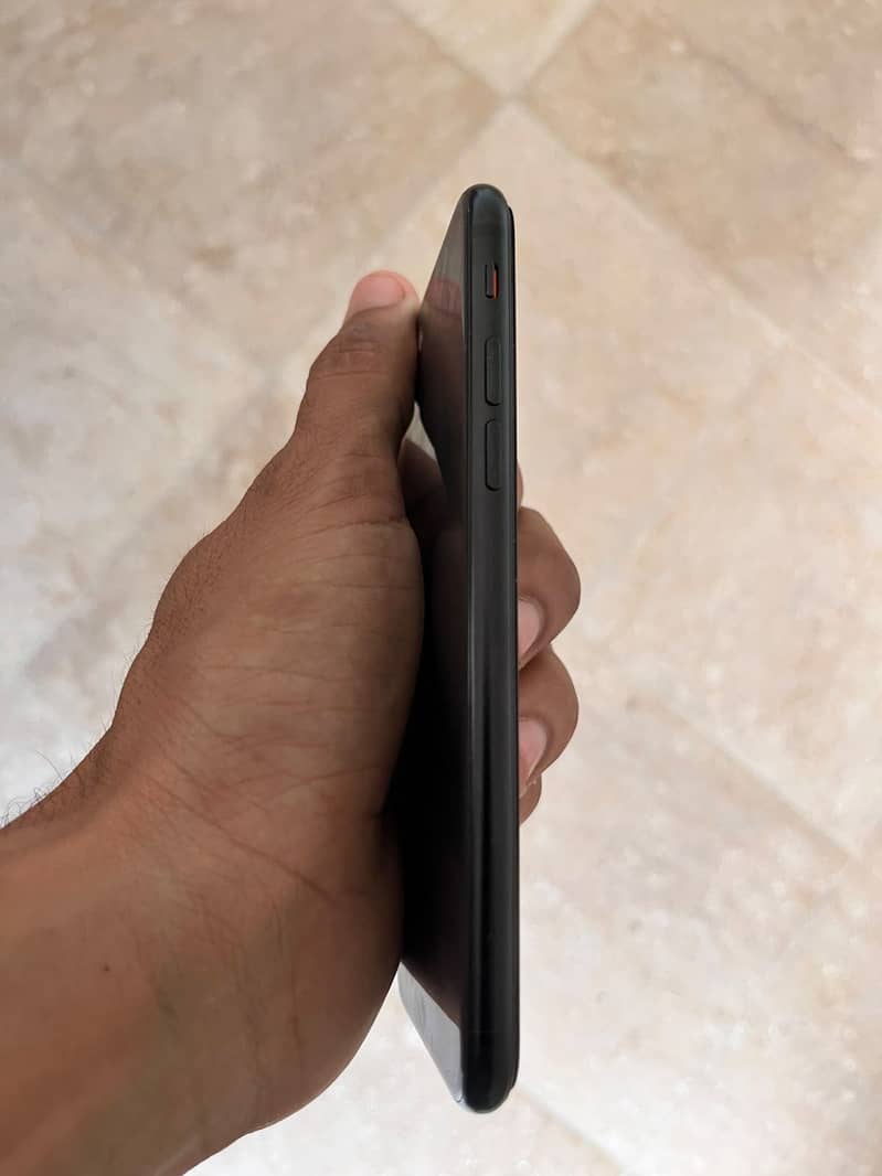 Apple iPhone SE 3