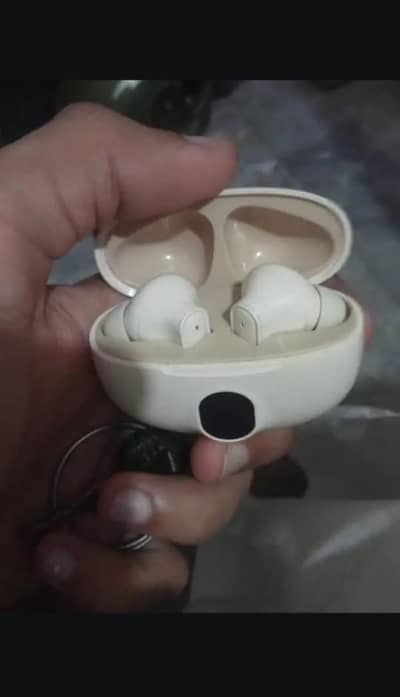 stereo earbuds urgent sale