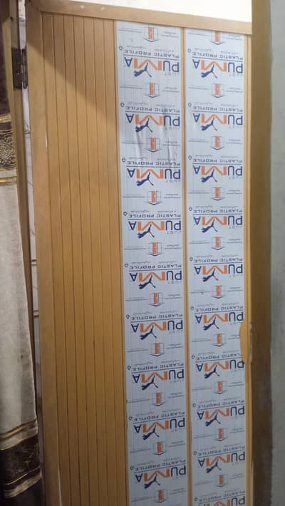bath door