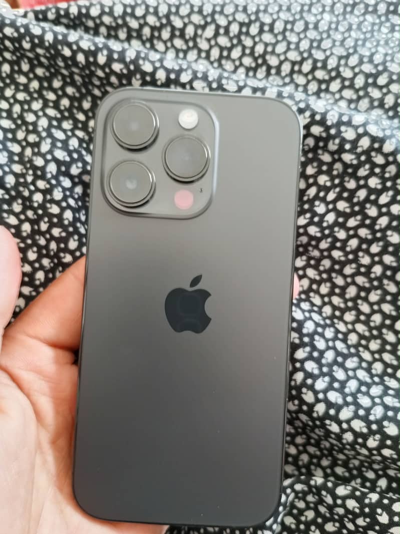 Apple iPhone 14 Pro 0