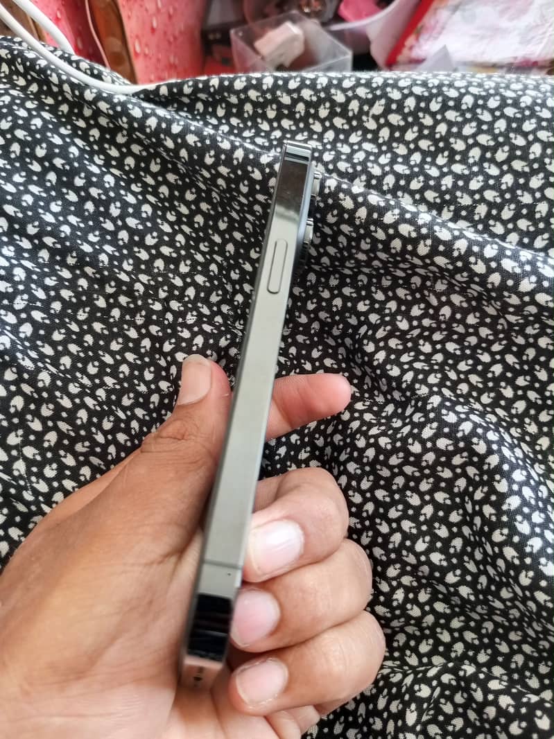 Apple iPhone 14 Pro 5