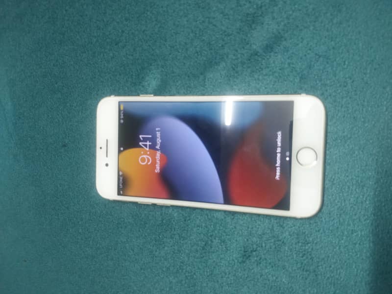 Apple iPhone 7 2