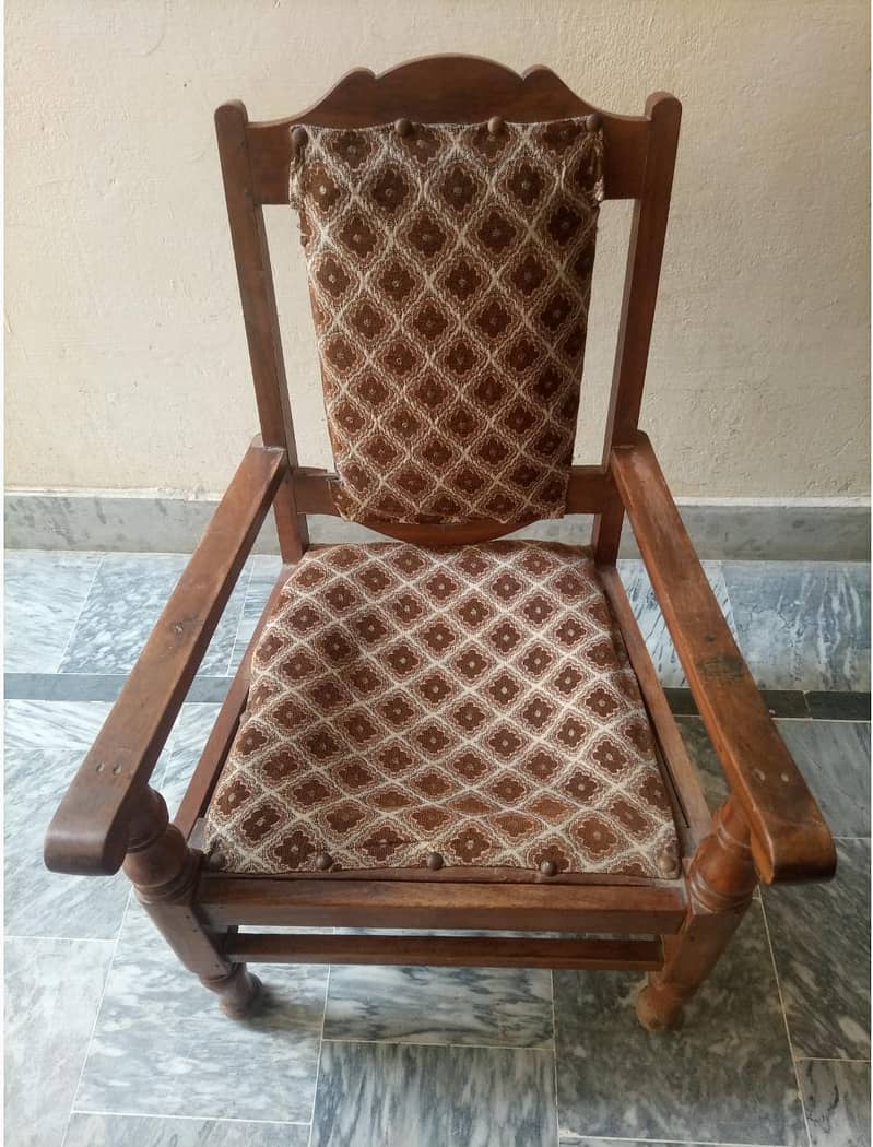 chairs 0