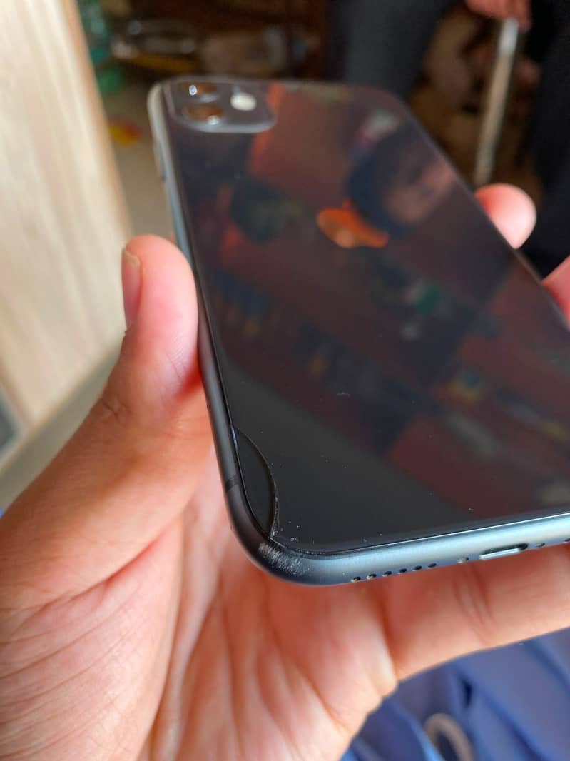 Apple iPhone 11 2