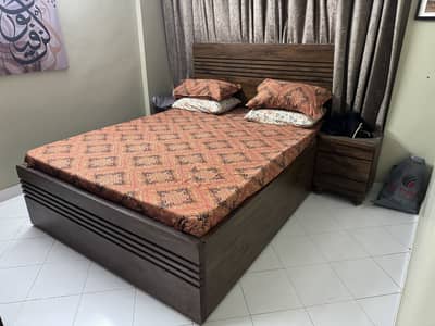 Bedroom set for sale