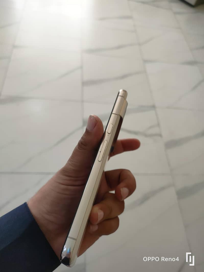 Google pixel 8 pro 4
