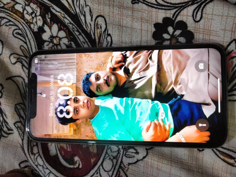 Apple iPhone X 2