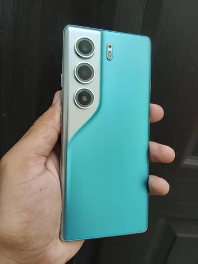 Tecno CAMON 40 Pro