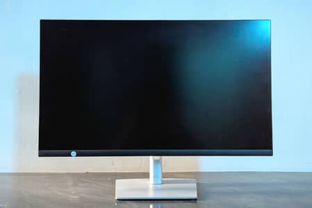 Dell P2721Q 27 inch 4k Resolution Borderless Monitor led / lcd