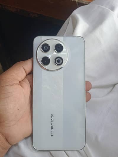 Tecno SPARK 30 Pro