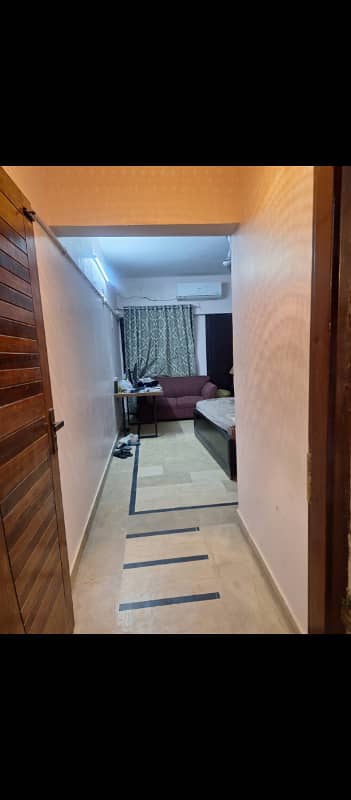 BLOCK-A THREE BED DD IBRAHIM ARCADE NEAR QADRI MARKET NORTH NAZIMABAD
