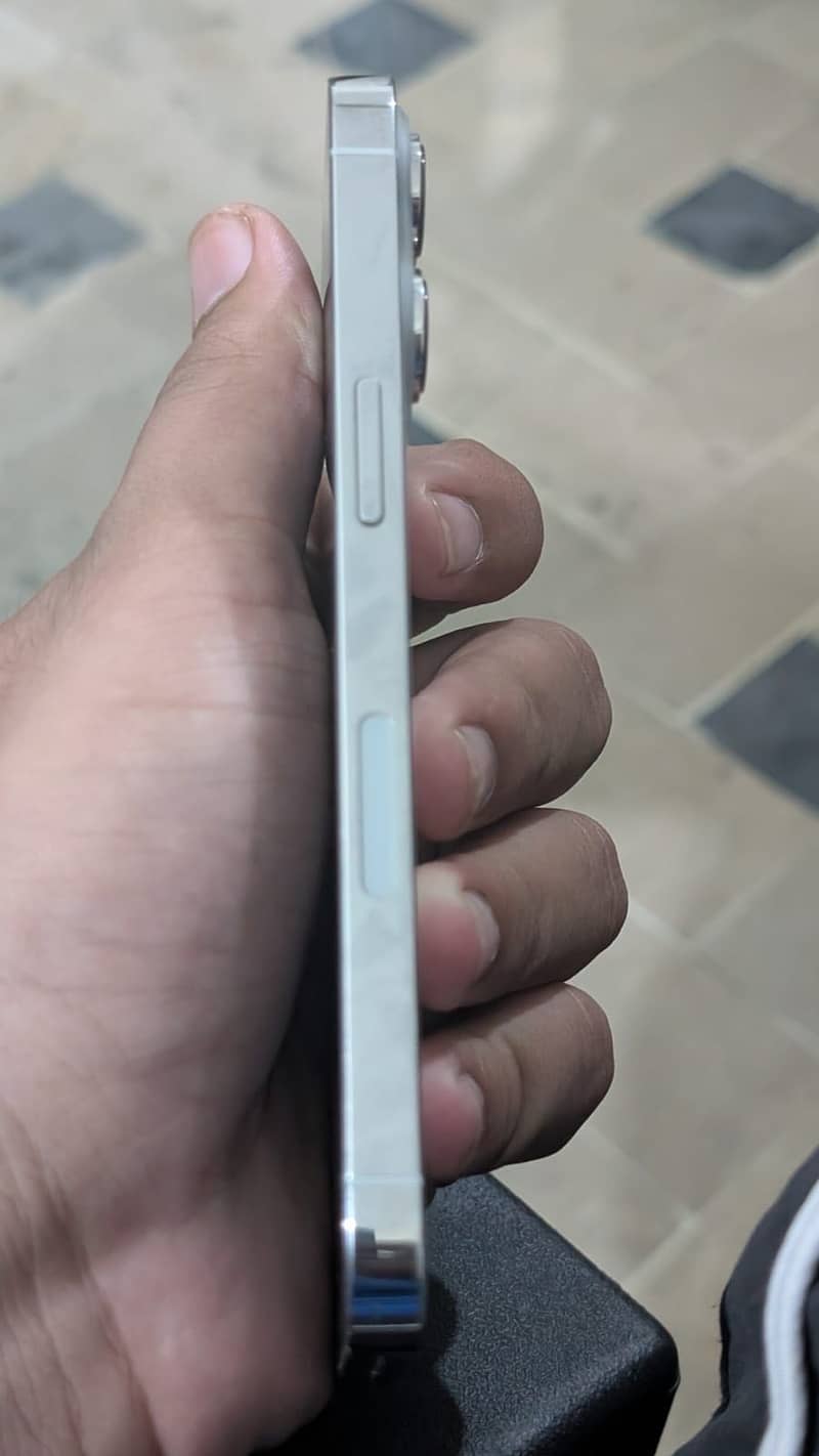 Apple iPhone 13 Pro 5