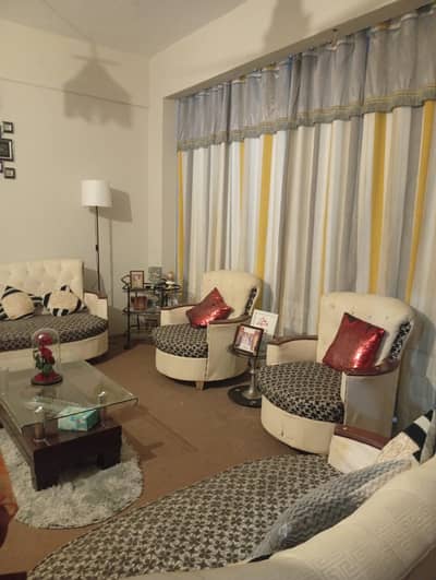 SECTOR- 15/B SEPARATE ENTRANCE KDA LEASED BEAUTIFUL GROUND PLUS TWO HOUSE BUFFER ZONE