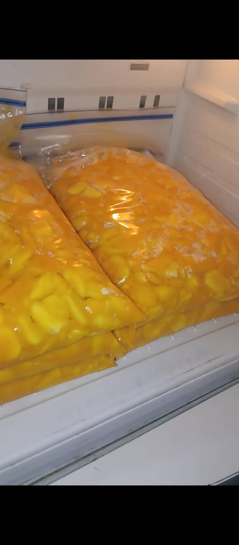 Mossmi chaunsa Mango Pulp 3